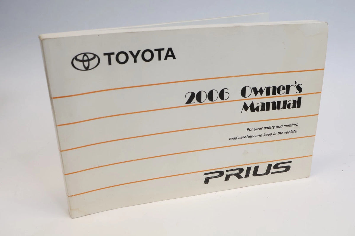 2006 TOYOTA PRIUS OWNERS MANUAL NAVIGATION SYSTEM MAINTENANCE GUIDE SET W/ CASE