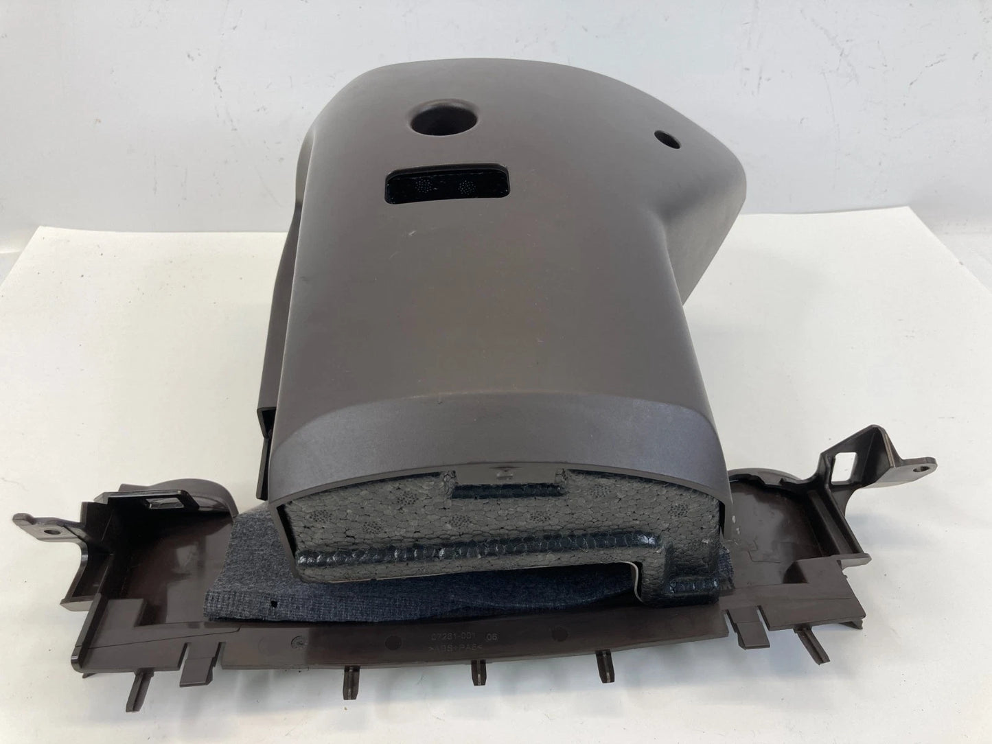 2011 BUICK REGAL STEERING COLUMN COVER UPPER LOWER TRIM BEZEL SHROUD OEM
