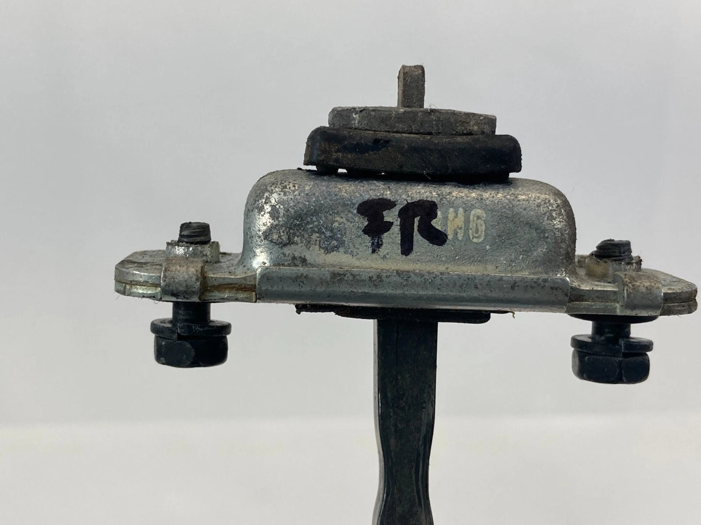07-11 HYUNDAI ACCENT SEDAN FRONT RIGHT SIDE DOOR LOCK CHECK STOPPER STRAP OEM