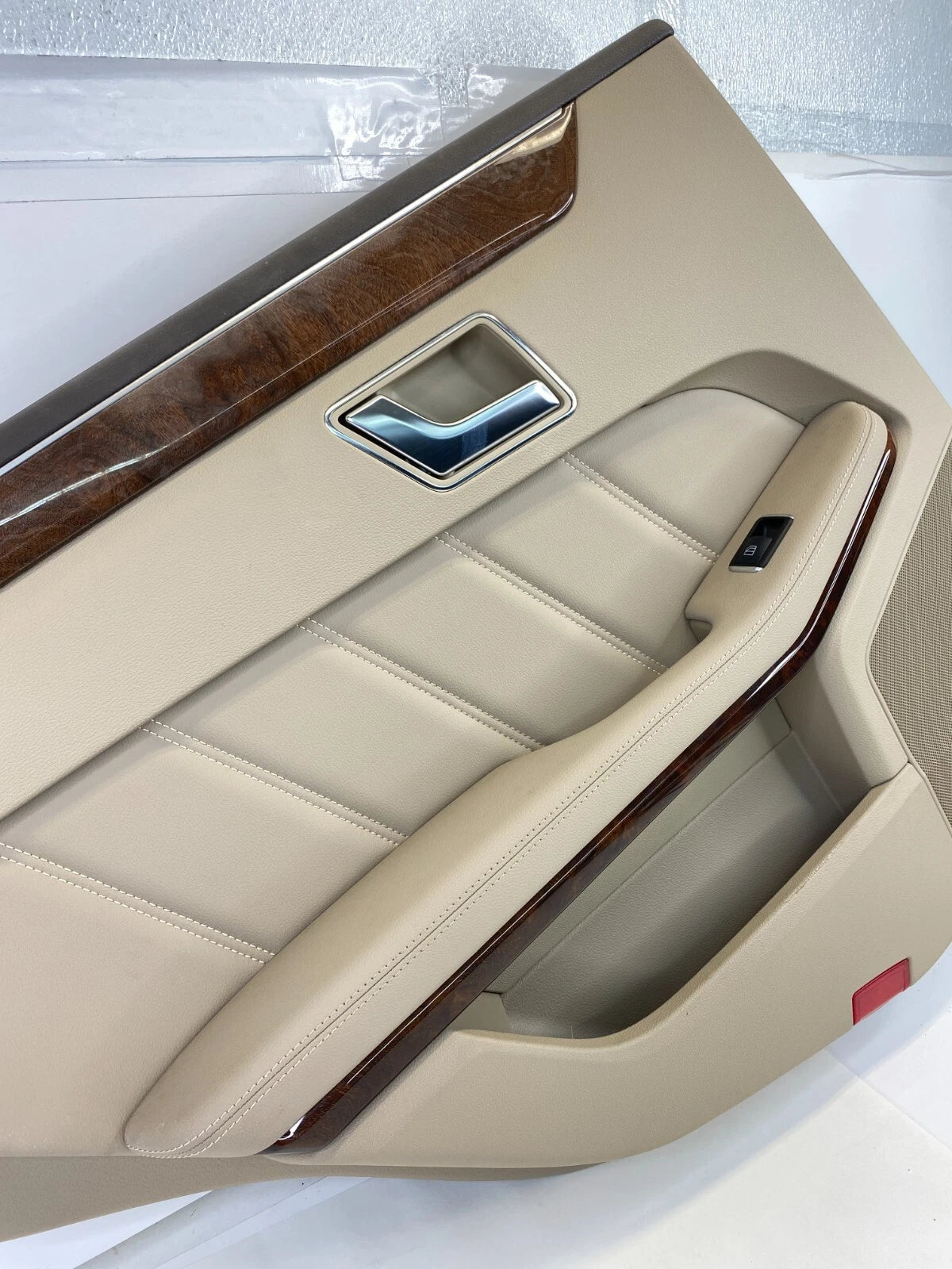 2006-2016 MERCEDES-BENZ E350 REAR LEFT SIDE INTERIOR DOOR PANEL W/ WINDOW SWITCH