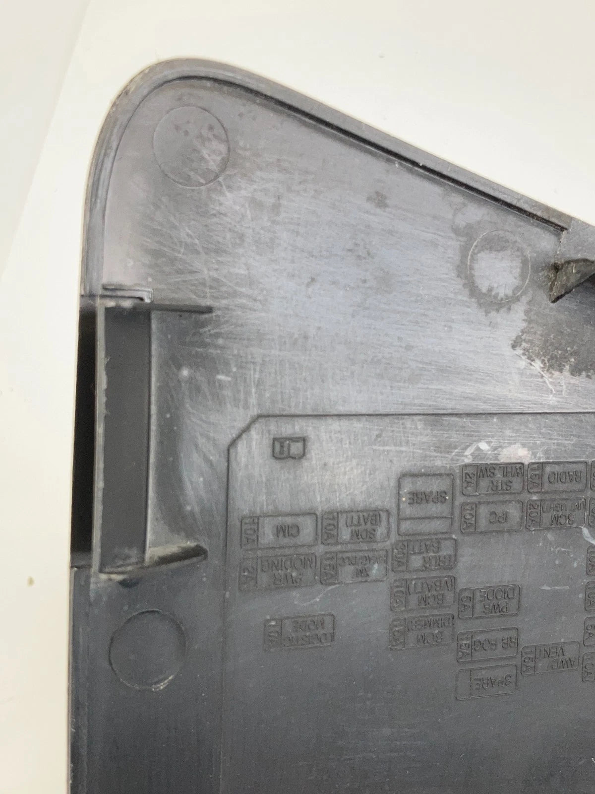 2012-2015 CHEVROLET CAPTIVA SPORT 2.4L L4 DASH FUSE BOX COVER TRIM PANEL