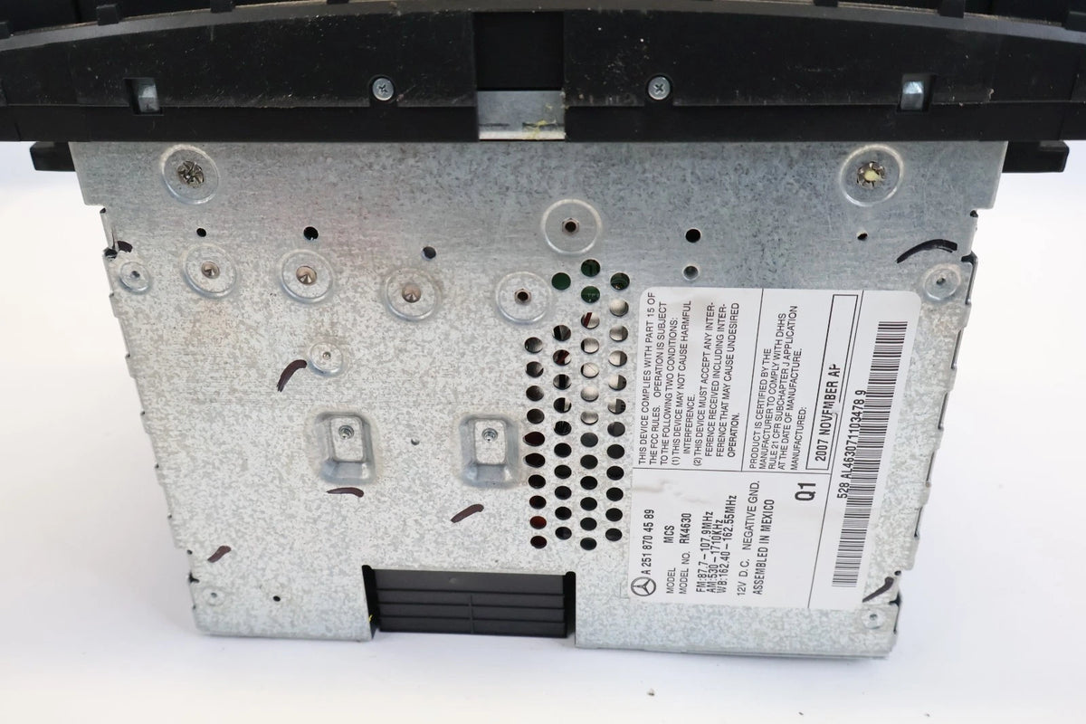 06-08 MERCEDES BENZ W251 R350 R320 GL320 RADIO NAVIGATION CD PLAYER A2518704589