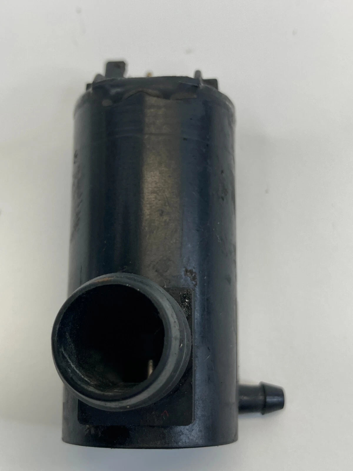 2001-2006 ACURA MDX FRONT WINDSHIELD WIPER WASHER FLUID PUMP AXC60210-3790 OEM