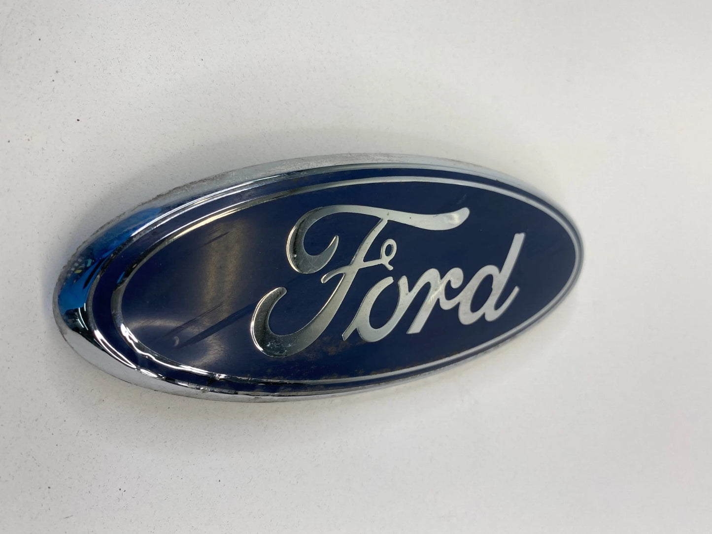 2005-2007 FORD FREESTYLE REAR TRUNK GATE EMBLEM LOGO SYMBOL BADGE 5F93-74425A52