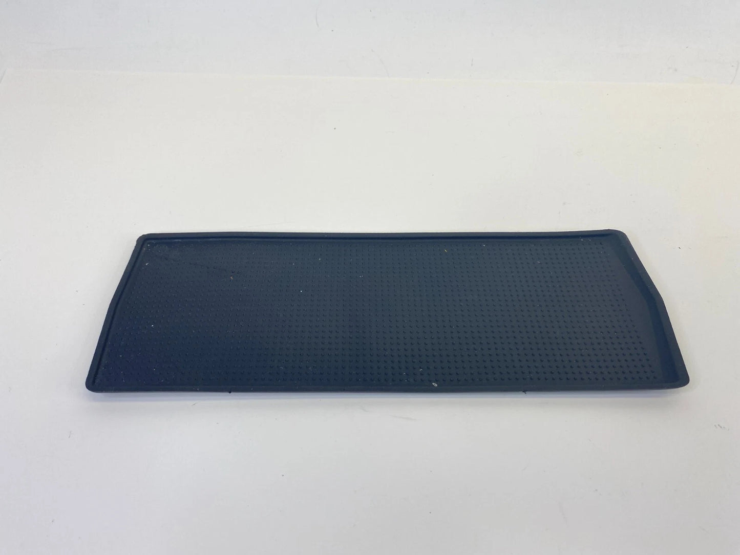 2007 2008 2009 SUZUKI XL-7 CENTER CONSOLE LINER RUBBER MAT INSERT AKM92752 OEM