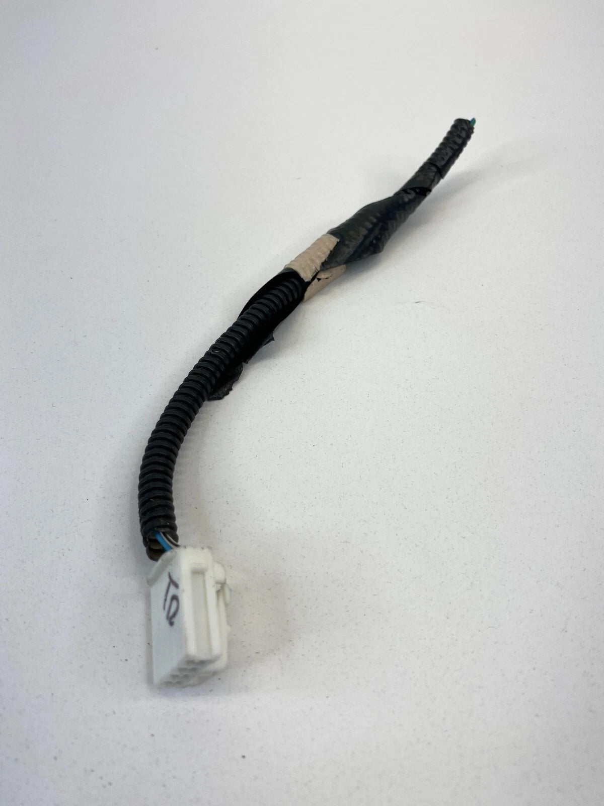 2008-2015 SCION XB REAR RIGHT SIDE TAIL LIGHT CONNECTOR HARNESS CABLE WIRE OEM