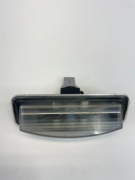 2004 05 06 07 2008 NISSAN MAXIMA REAR LICENSE PLATE LIGHT LAMP ASSEMBLY OEM
