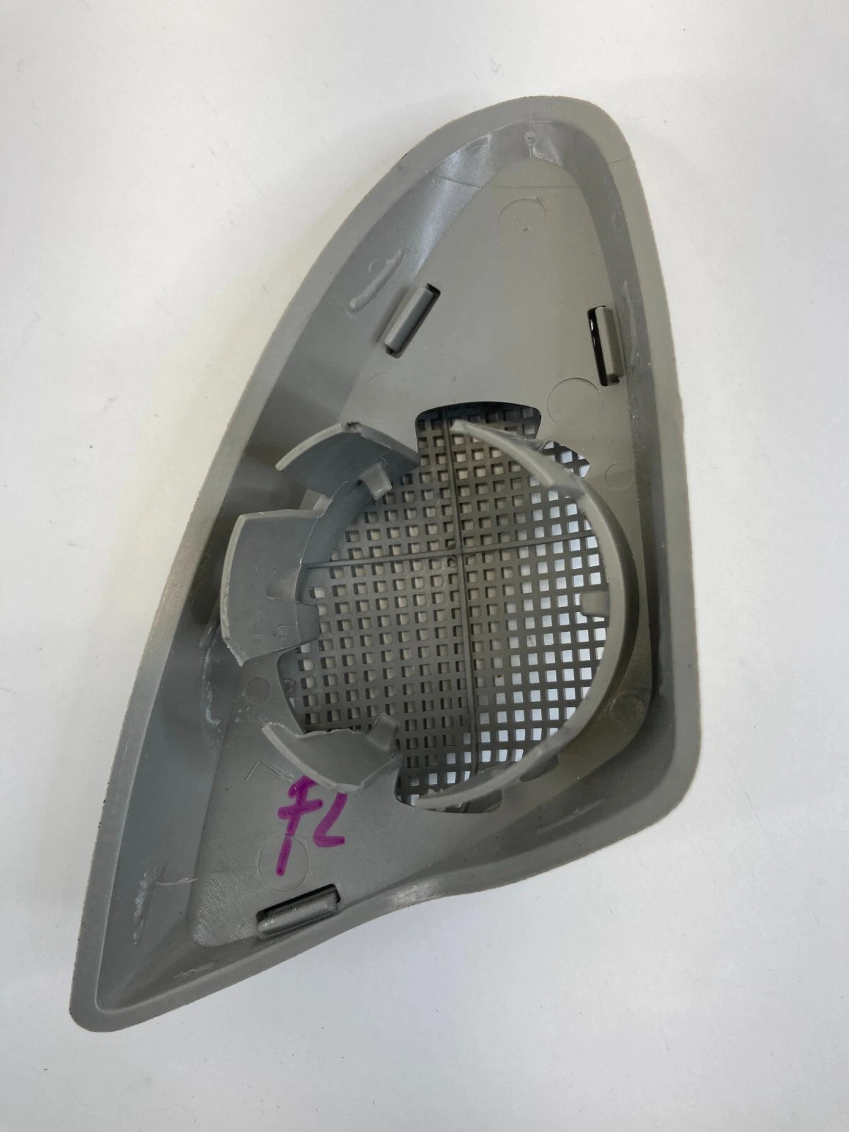 06 07 CADILLAC CTS FRONT LEFT DIRVER A PILLAR TWEETER SPEAKER COVER TRIM GRILLE