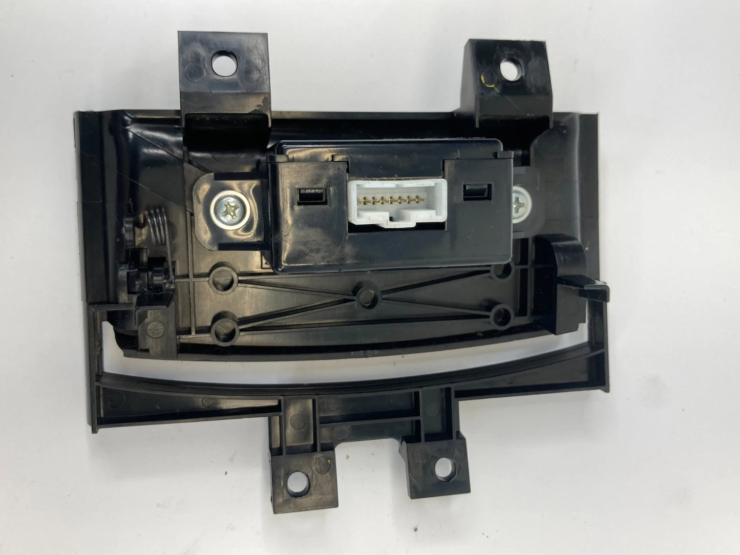 2009 2010 NISSAN MURANO CENTER CONSOLE CONNECTOR AUX JACK HANDLE SWITCH OEM