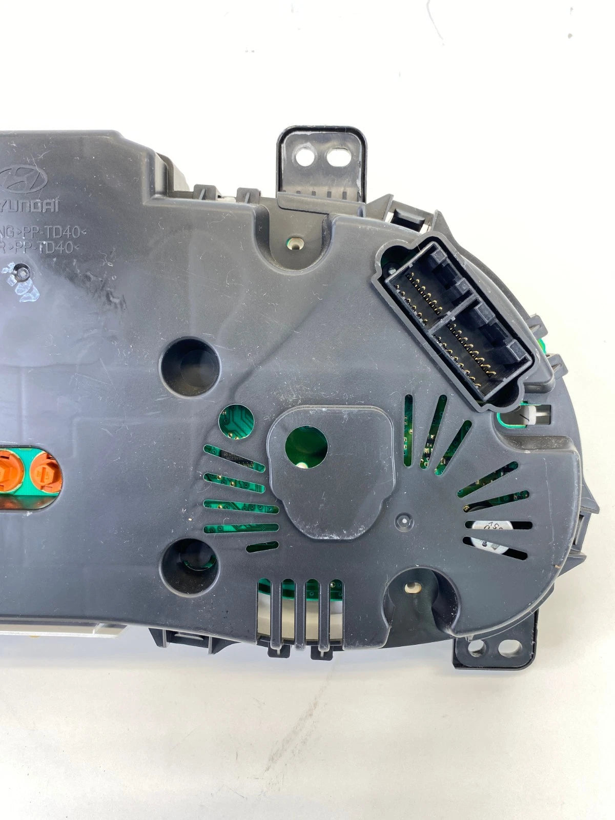 12 13 14 HYUNDAI ACCENT SPEEDOMETER INSTRUMENT CLUSTER 104.645 MILES 94001-1R010