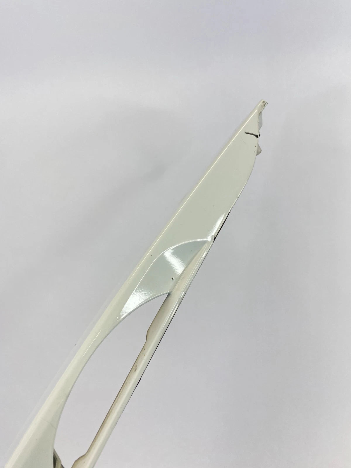 2006-2011 HONDA CIVIC SEDAN REAR TRUNK LICENSE GARNISH MOLDING 74890-SNE-A010