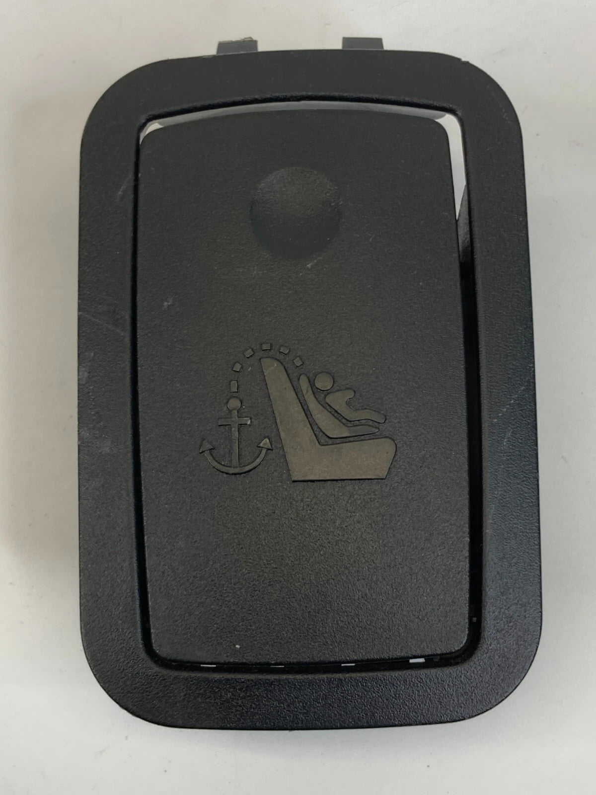 2011-2019 CHEVROLET CRUZE REAR SEAT CHILD SAFETY ANCHOR HOOK COVER LID 5034901