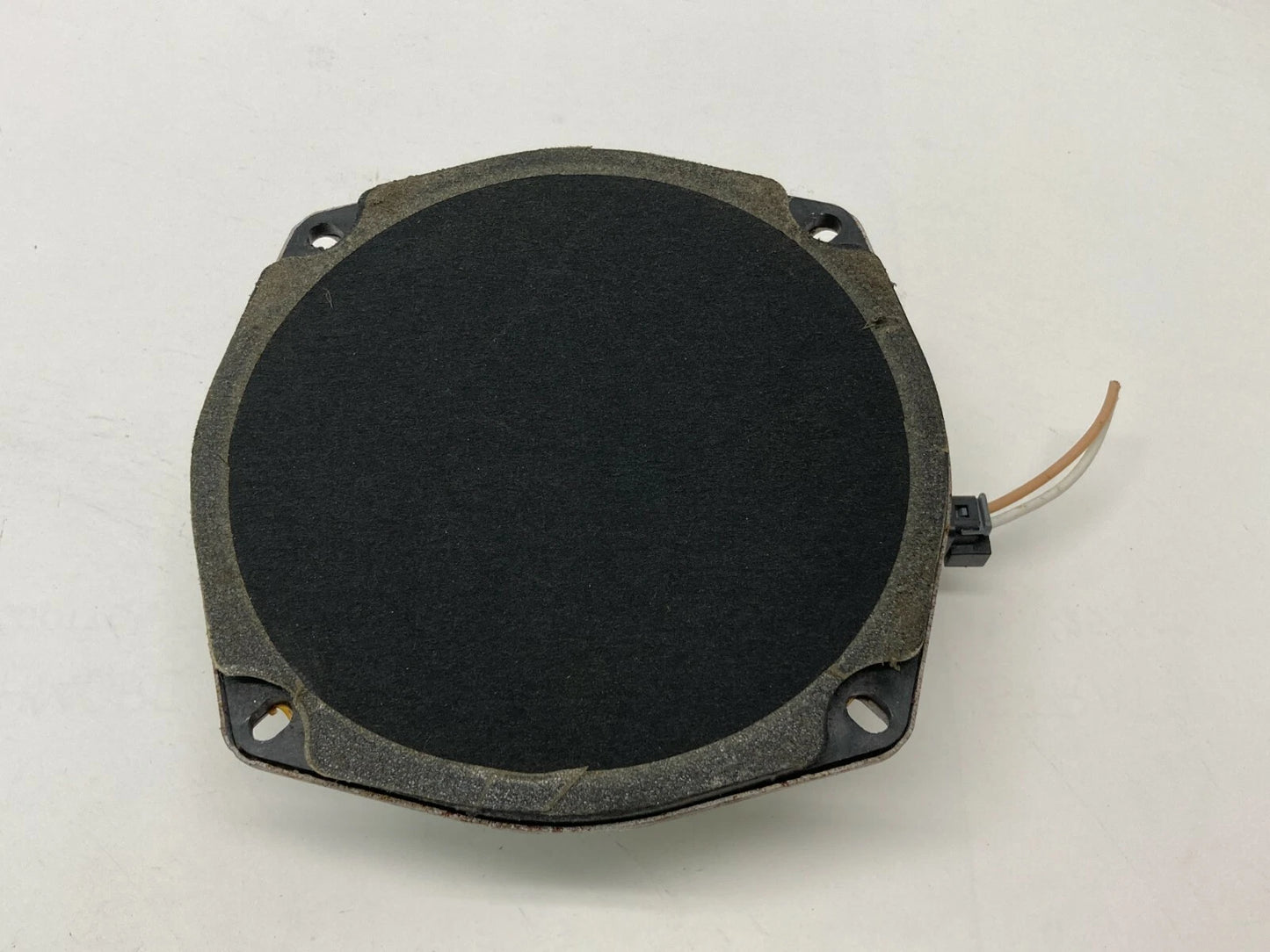 2000-2005 CADILLAC DEVILLE REAR RIGHT DOOR AUDIO SPEAKER OEM FACTORY 16246749