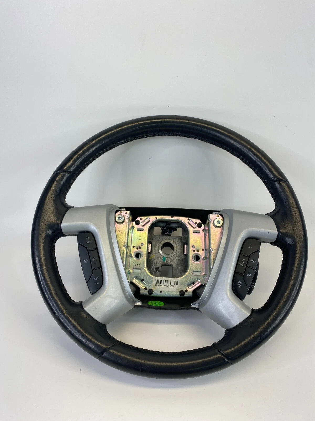 09-12 CHEVY TRAVERSE STEERING WHEEL W/ CRUISE CONTROL & RADIO SWITCH LEATHER