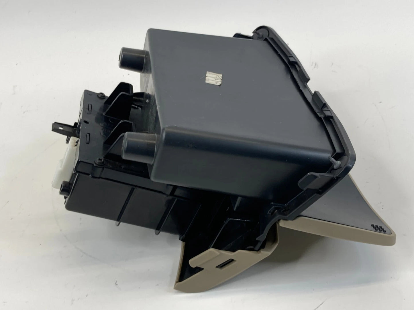 2007-2010 HYUNDAI ELANTRA CENTER LOWER DASH ASHTRAY STORAGE COMPARTMENT CUBBY