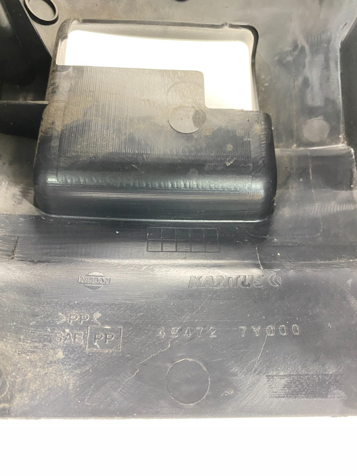 2005 2006 Nissan Altima Steering Column Upper & Lower Cover Shroud 48471-7Y000