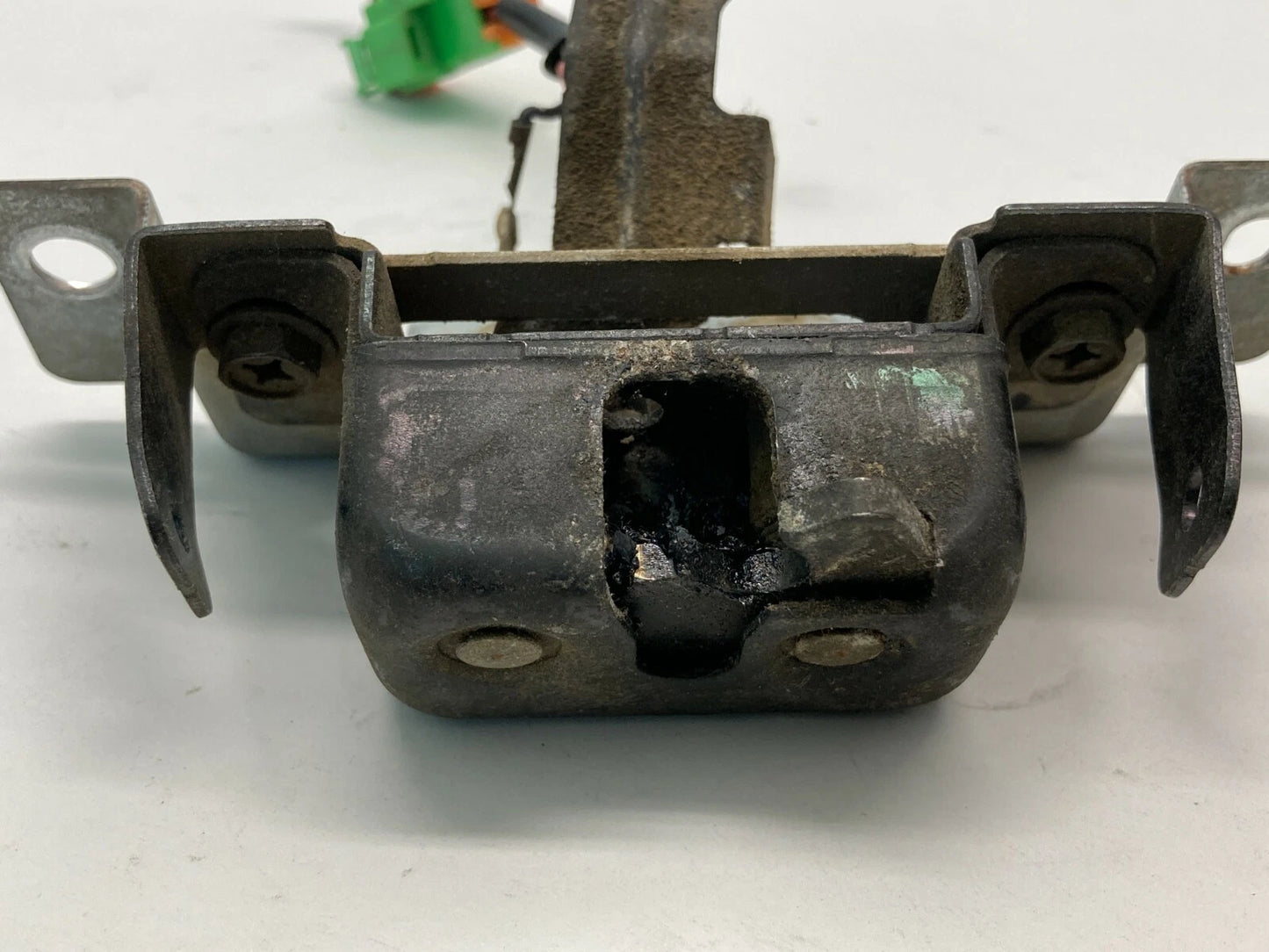 1993 1994 1995 1996 1997 1998 MERCURY VILLAGER BACK REAR GLASS LOCK LATCH OEM