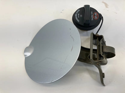 2007-2010 FORD EDGE QUARTER PANEL MOUNTED FUEL FILLER FUEL TANK DOOR OEM