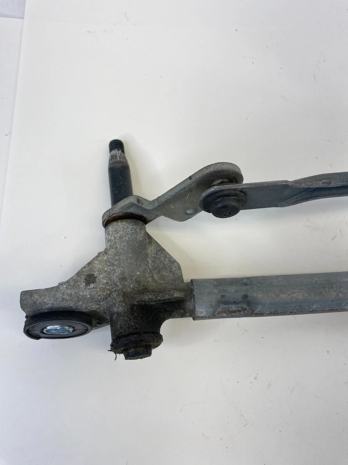 2013-2019 Ford Flex Windshield Wiper Motor w/Transmission Linkage DA83-17500-AB