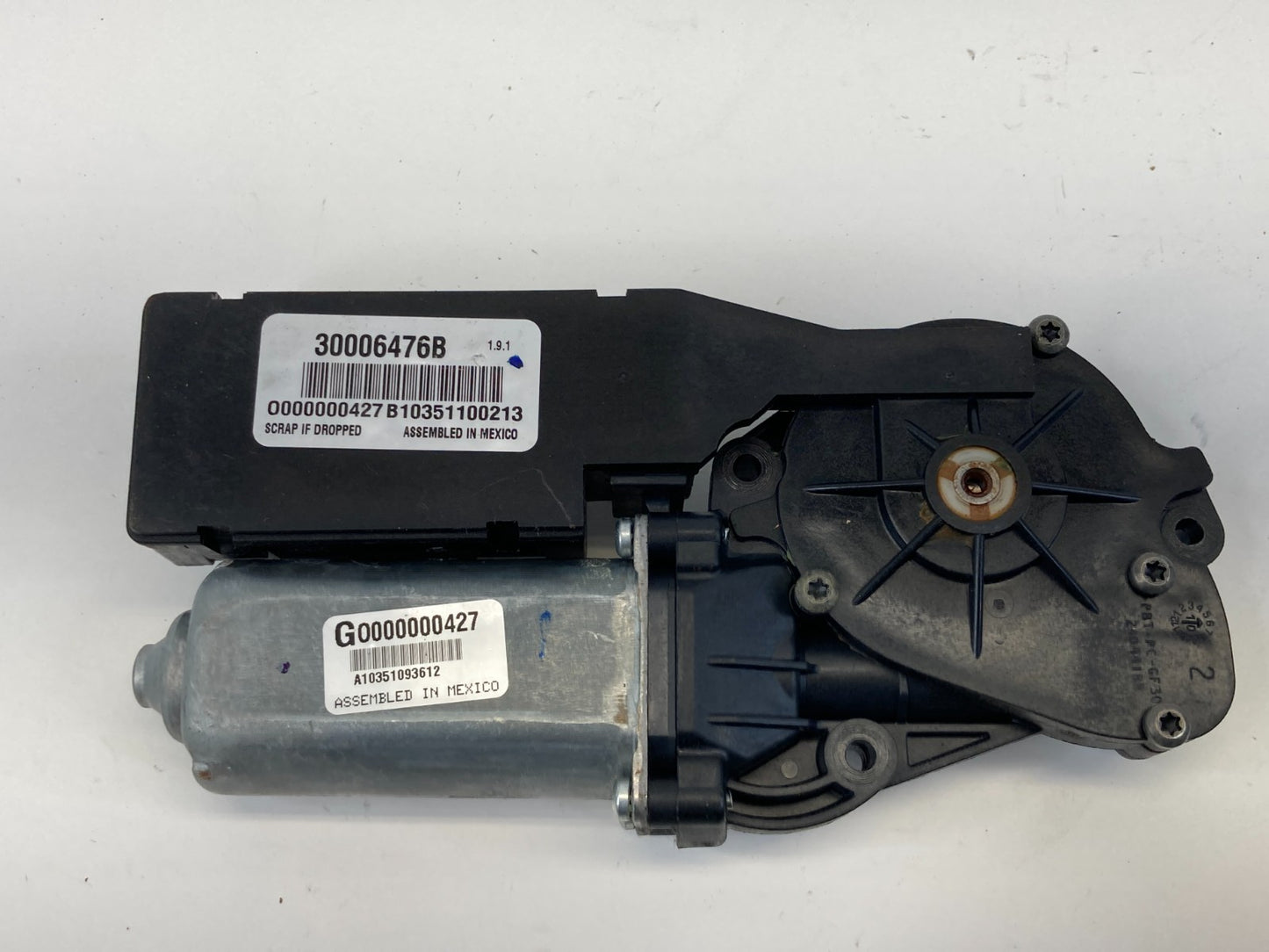 2005-2011 Cadillac STS Upper Sunroof Motor Roof Motor 30006476B OEM