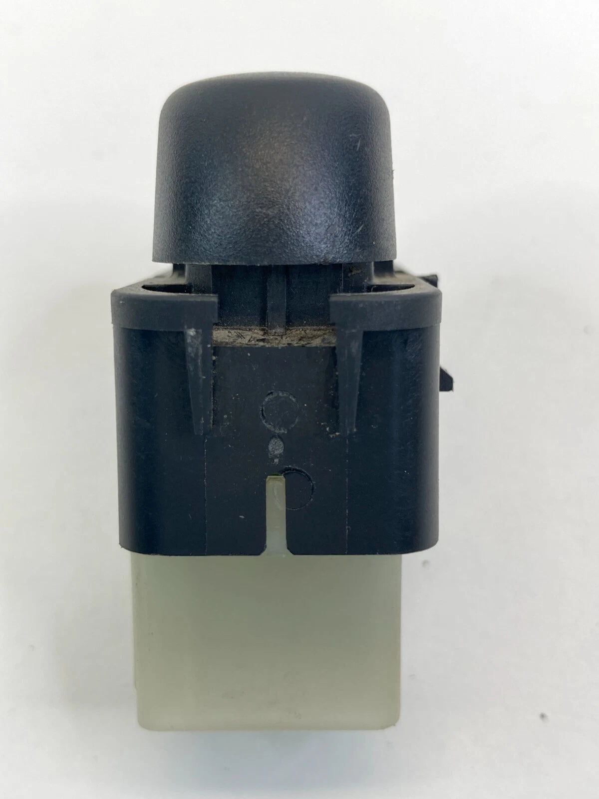 2000-2007 FORD TAURUS FRONT RIGHT SIDE DOOR POWER WINDOW SWITCH BUTTON FR RH
