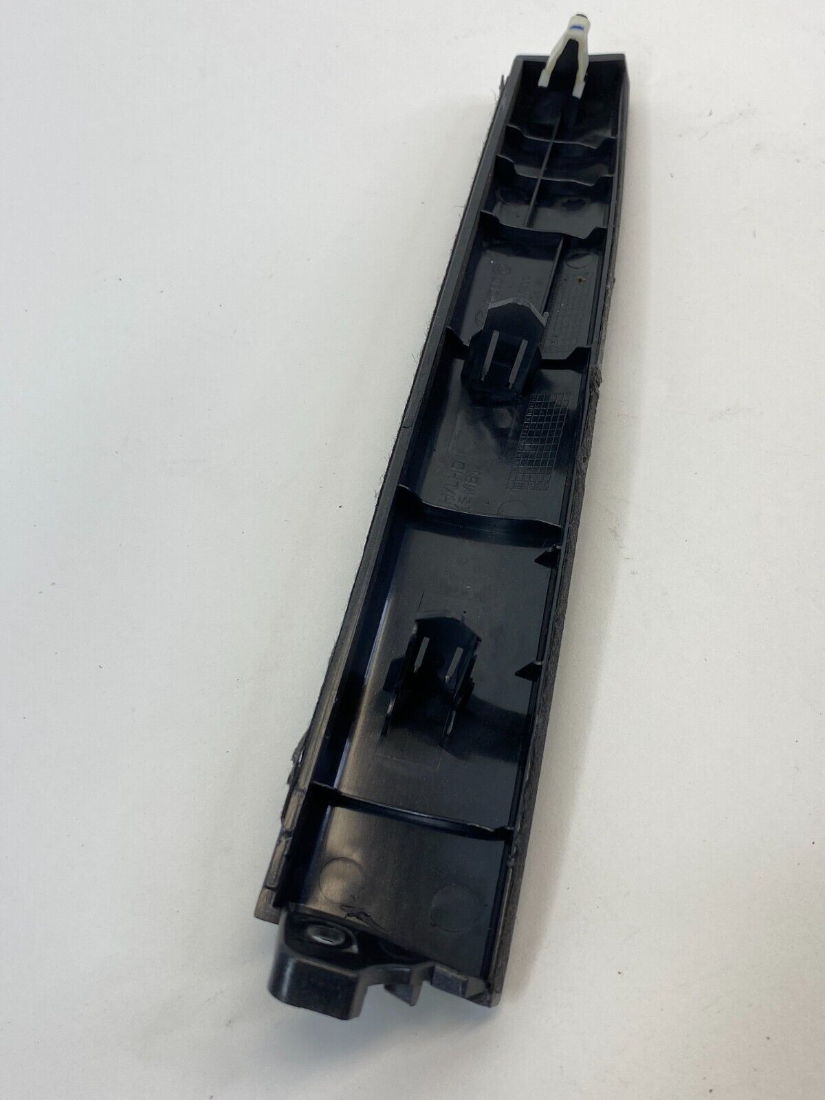 2009 2010 Hyundai Sonata Left Driver Dash Lower Trim Molding C Pad 84780-3K500