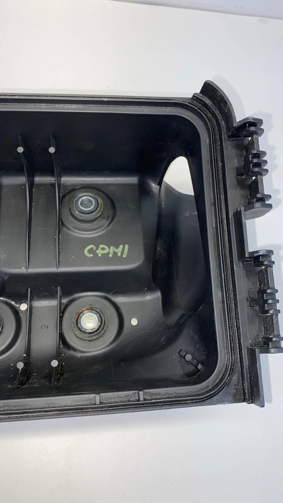 2009-2019 TOYOTA COROLLA AIR INTAKE CLEANER BOX LOWER COVER OEM 17701-0T040