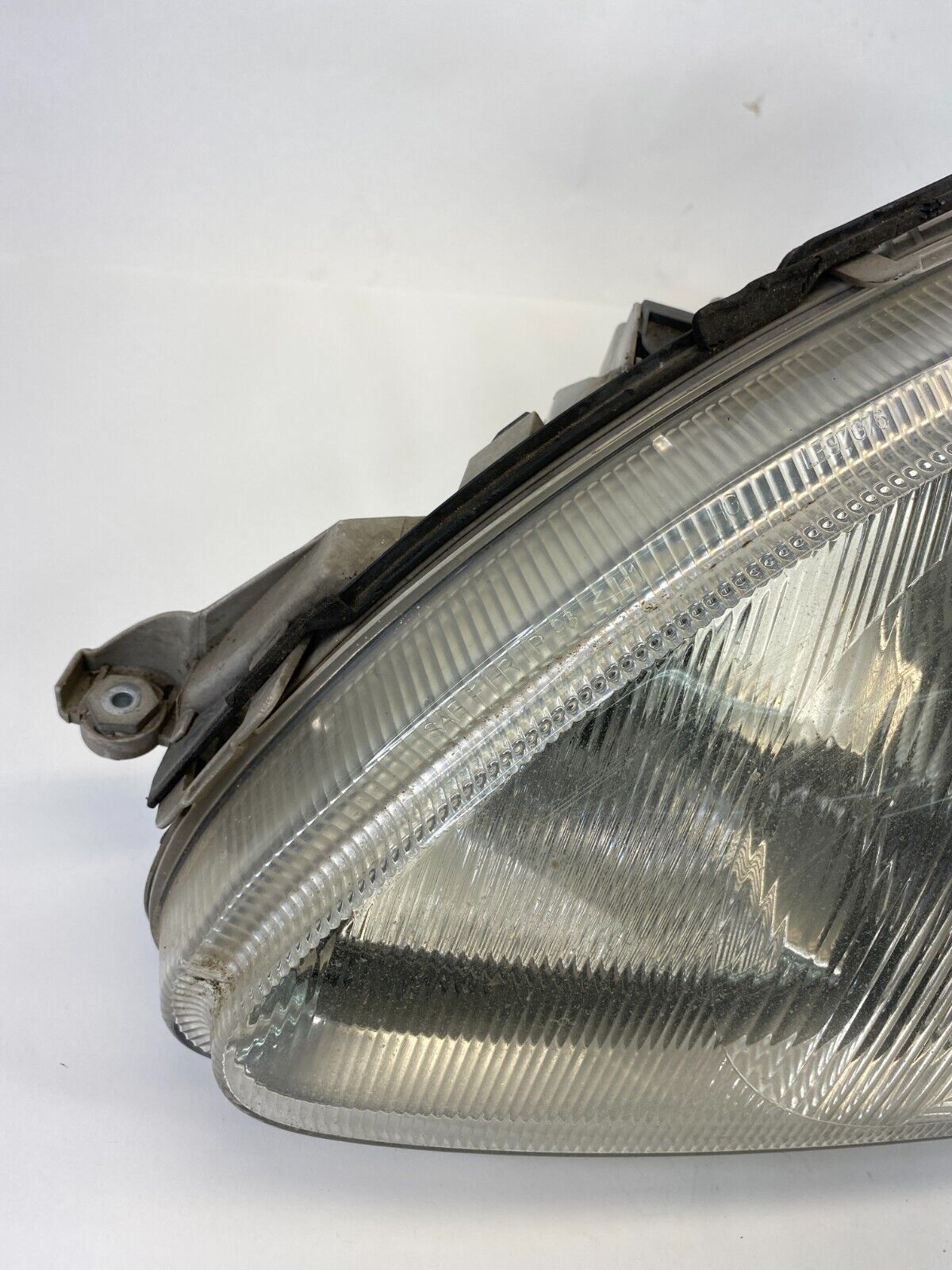 2000-2006 Mercedes-Benz S500 Front Left Side Headlight Headlamp Xenon 2208201161