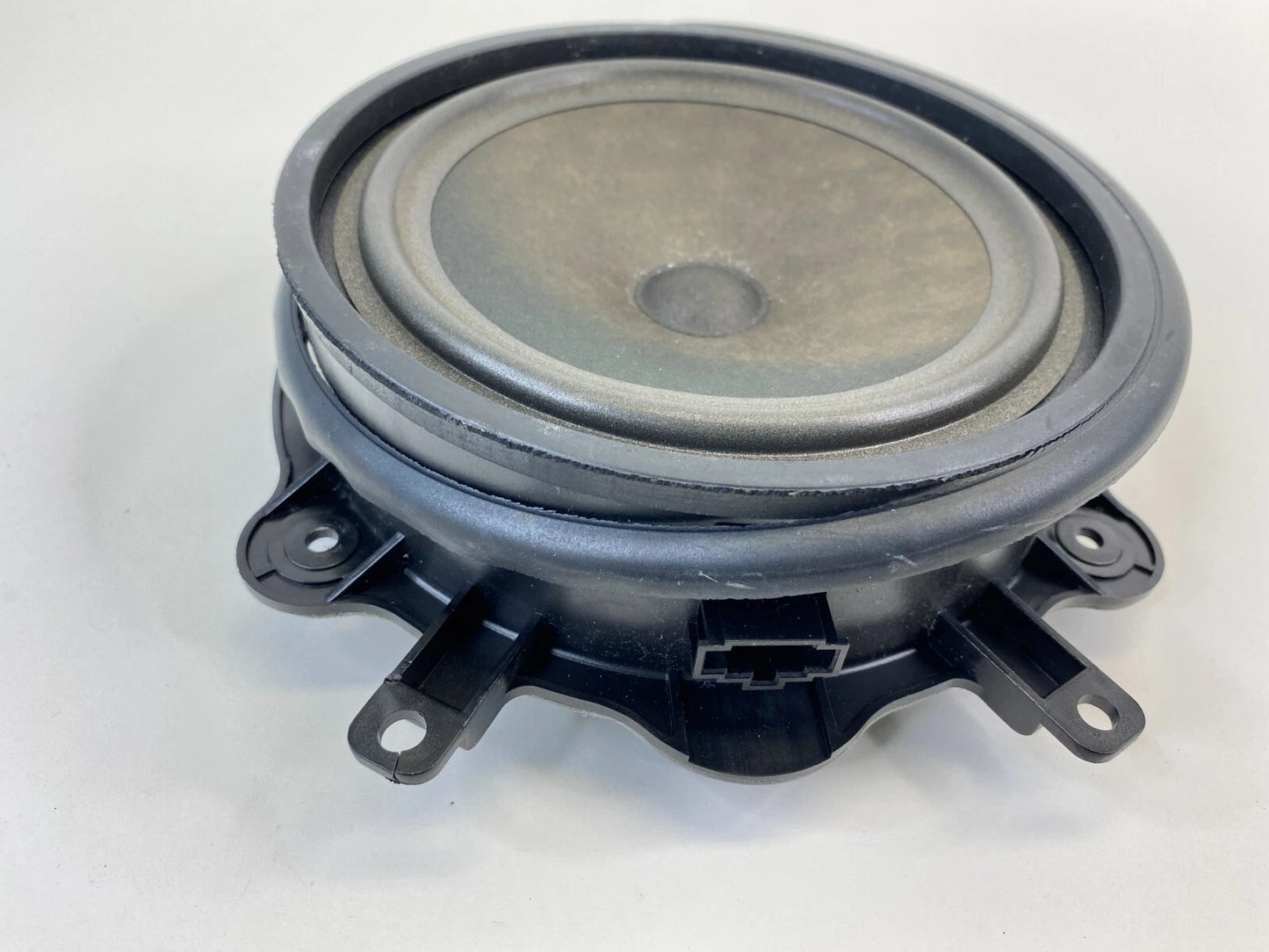 2006-2013 AUDI A3 FRONT RIGHT SIDE DOOR AUDIO SOUND SPEAKER 8P0-035-411C OEM