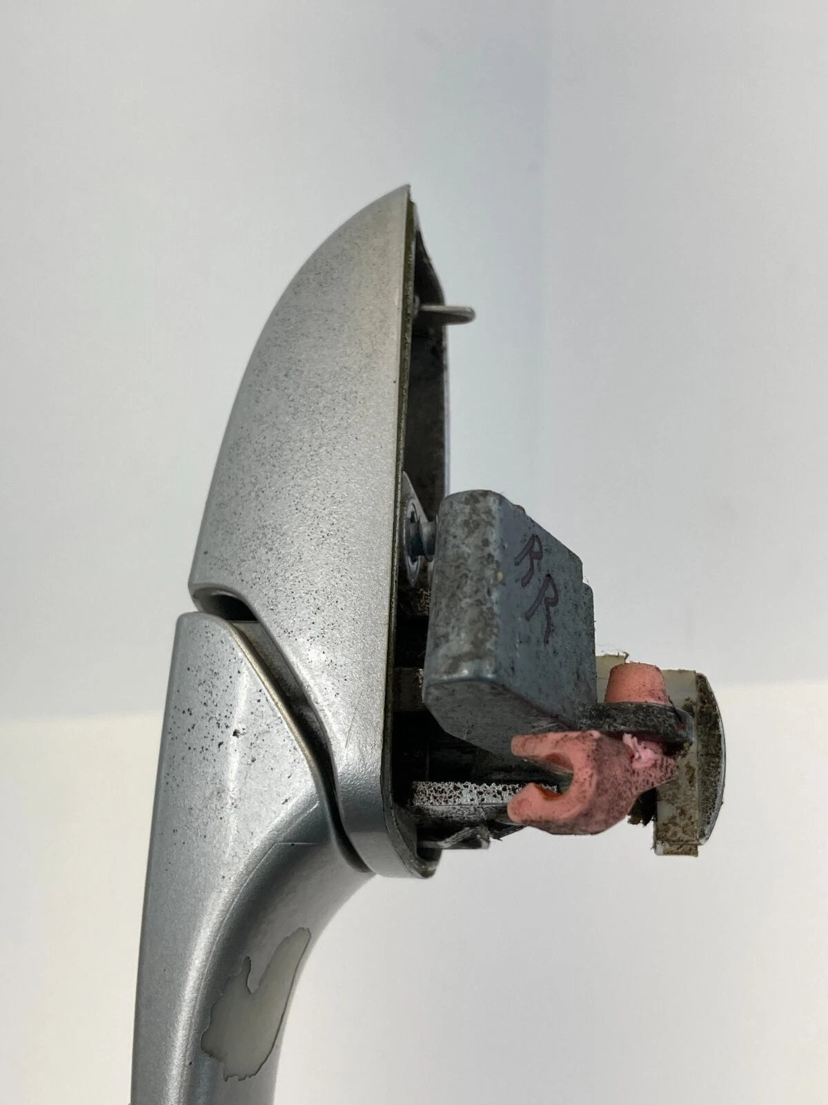 2005-2010 CHRYSLER 300 REAR RIGHT SIDE EXTERIOR DOOR HANDLE 0WE82TRMAF OEM