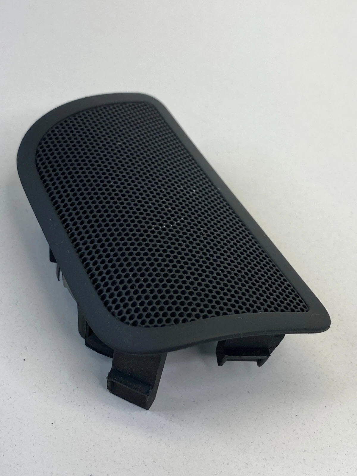 2002-2008 AUDI A4 QUATTRO 04-08 AUDI S4 REAR RIGHT DOOR SPEAKER TWEETER W/COVER