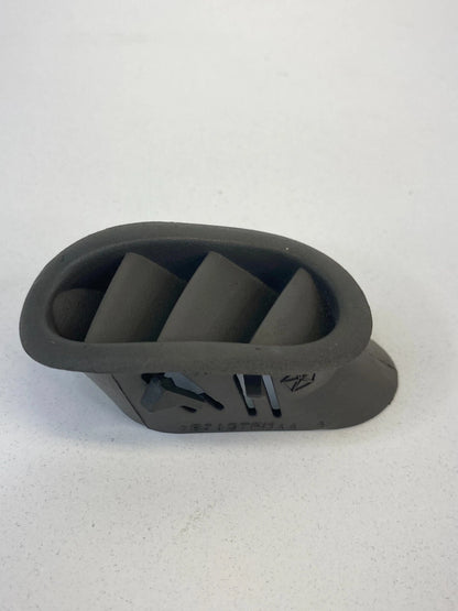 01-07 DODGE GRAND CARAVAN DASH RIGHT A/C AIR DEFROSTER DEFROST VENT SJ13TRMAA