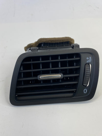 2009-2011 Volkswagen CC Front Left Side Outer Dash Air Vent Grille 3C1-819-701F
