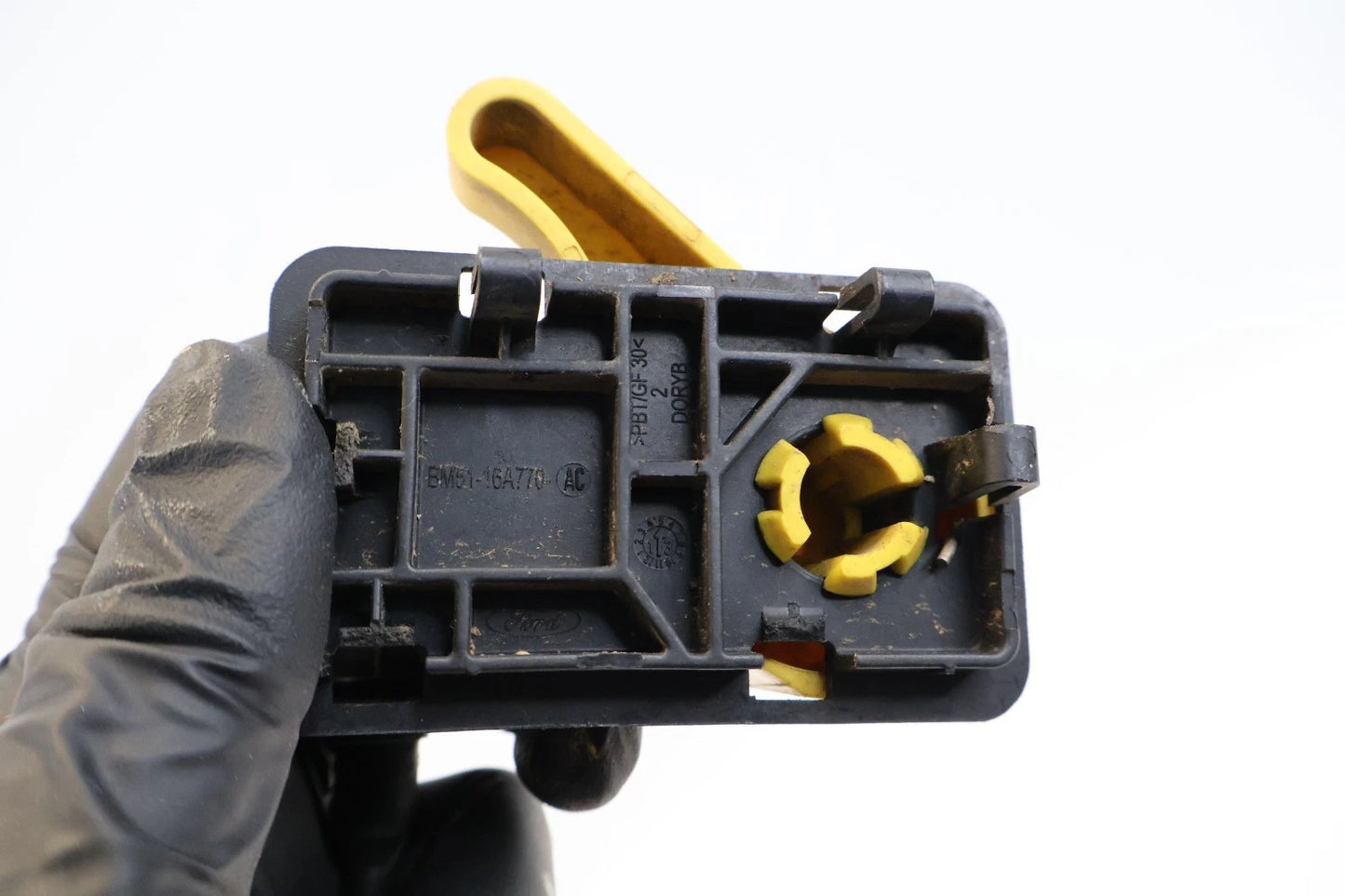 2012 FORD FOCUS 2013-2019 FORD ESCAPE FRONT HOOD LOCK LATCH RELEASE ACTUATOR