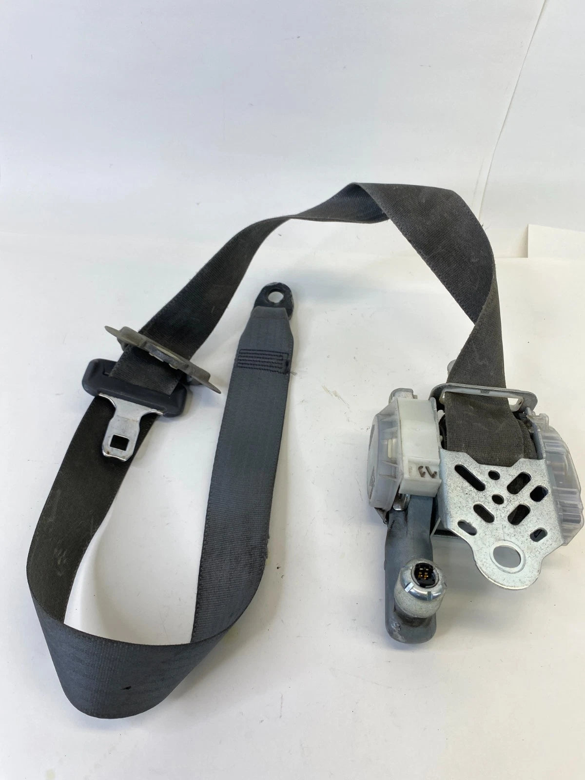 04 05 06 07 08 09 TOYOTA PRIUS FRONT LEFT DRIVER SIDE SEAT BELT RETRACTOR OEM