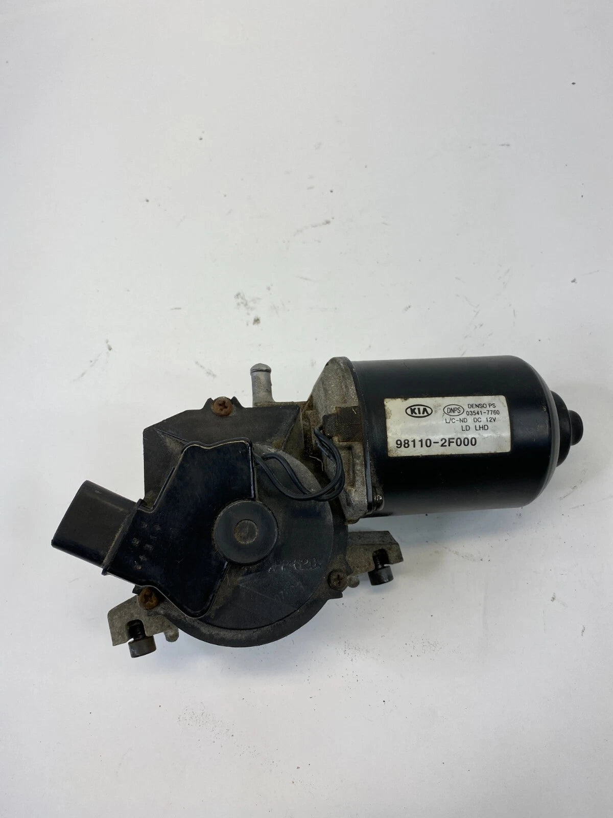 2004-2009 KIA SPECTRA FRONT WINDSHIELD POWER WIPER MOTOR ASSEMBLY 98110-2F000