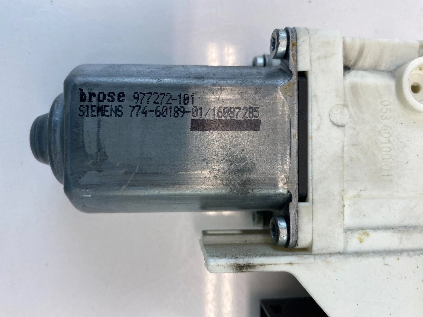 2007-2009 07-09 AUDI Q7 REAR RIGHT BACK SIDE DOOR POWER WINDOW MOTOR OEM