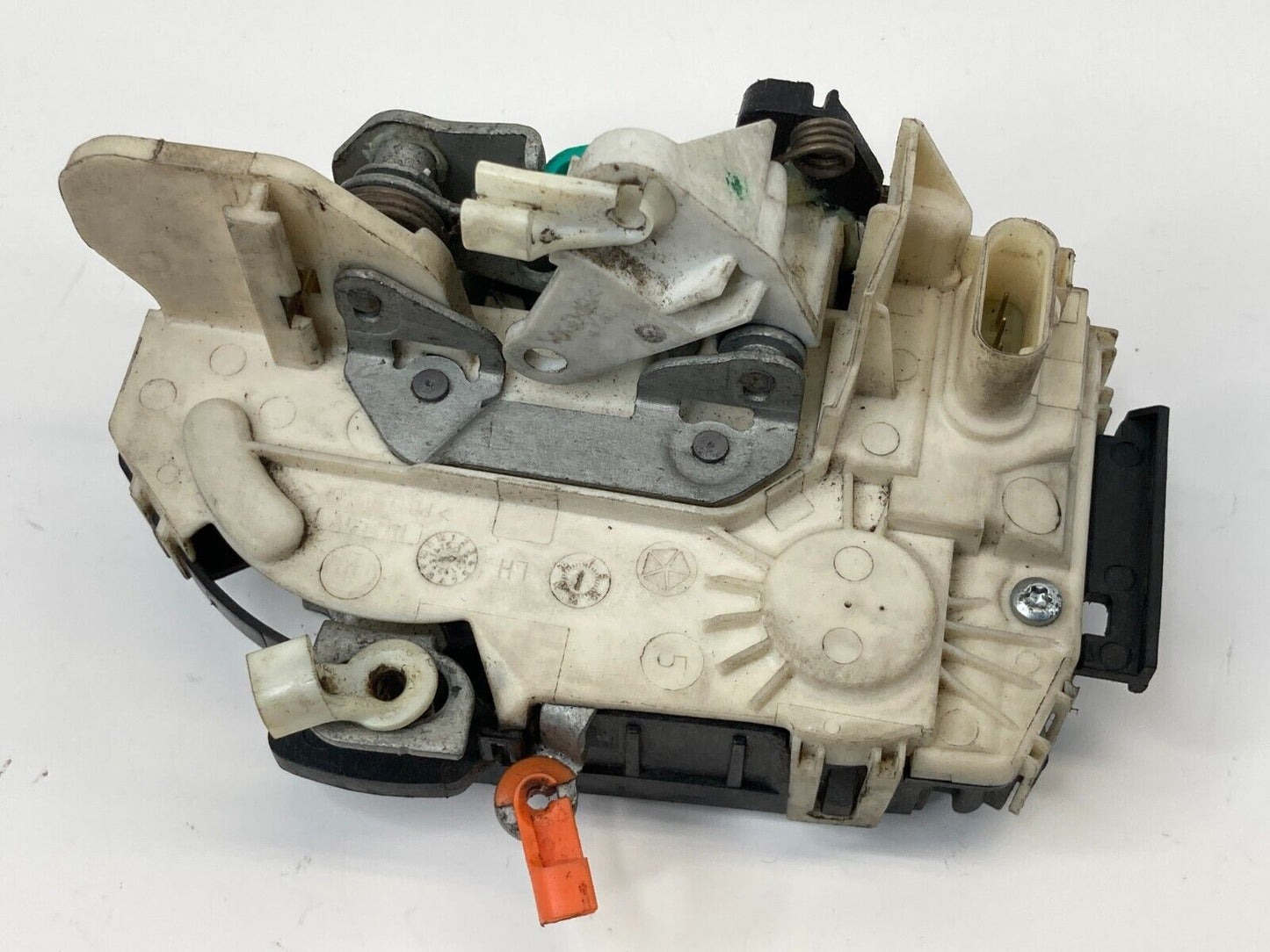 2009-2014 Volkswagen Routan Front Left Door Lock Latch Actuator 04589417AF OEM