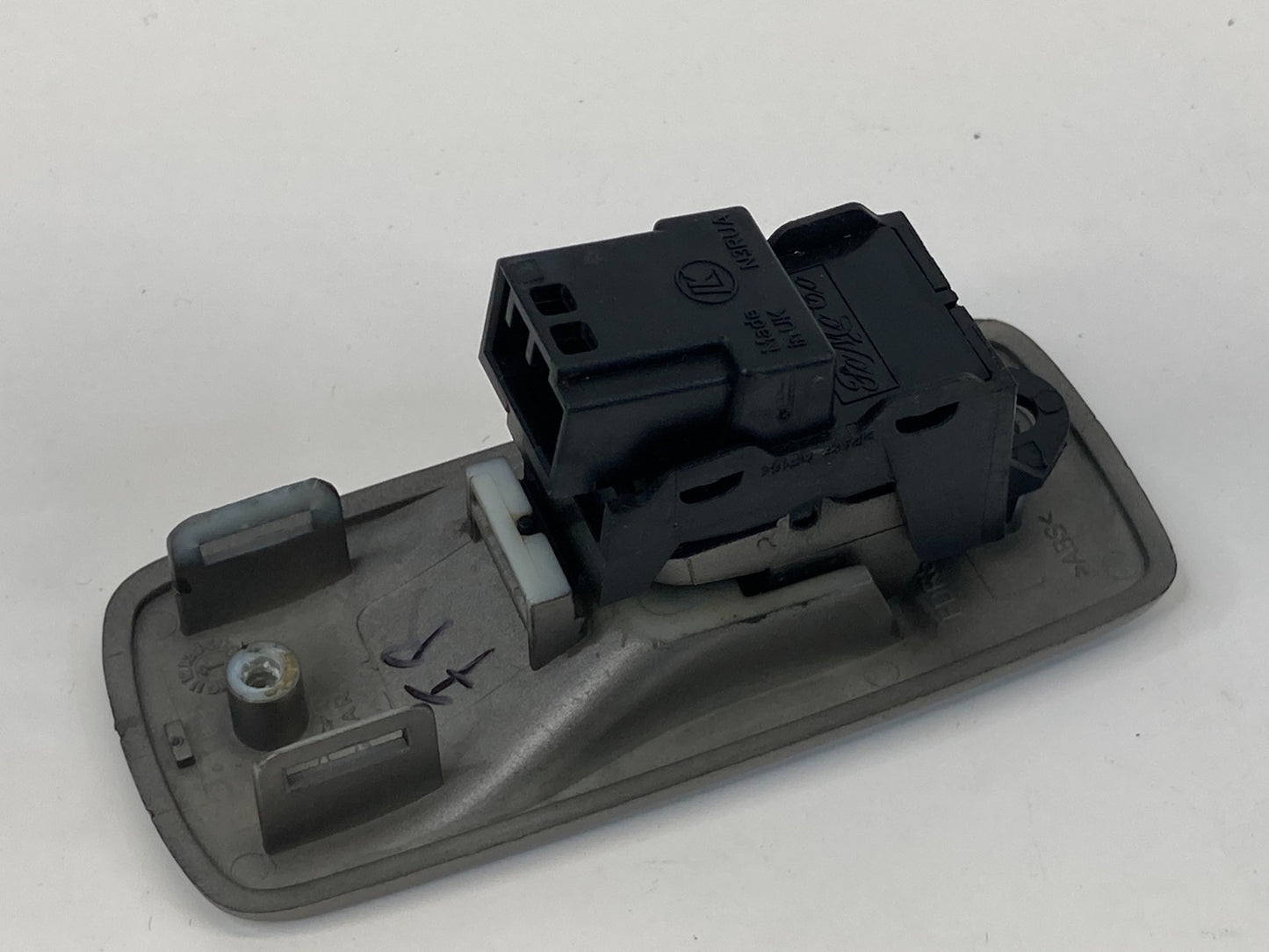 2009 2010 2011 Jaguar XF Front Right Side Power Window Switch Bezel Cover OEM