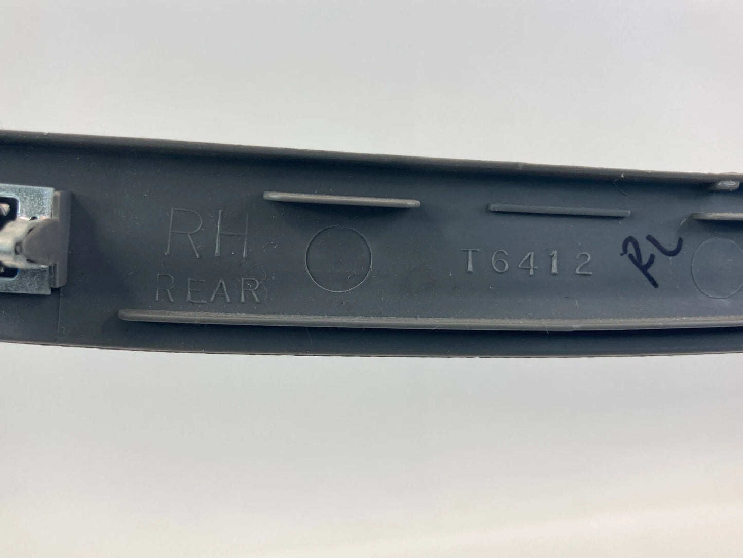 2013-2015 CHEVROLET MALIBU REAR LEFT DRIVER DOOR PULL HANDLE COVER TRIM OEM