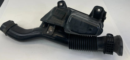 2010-2015 TOYOTA PRIUS AIR CLEANER RESONATOR INTAKE BOX FILTER 17893-37040 OEM