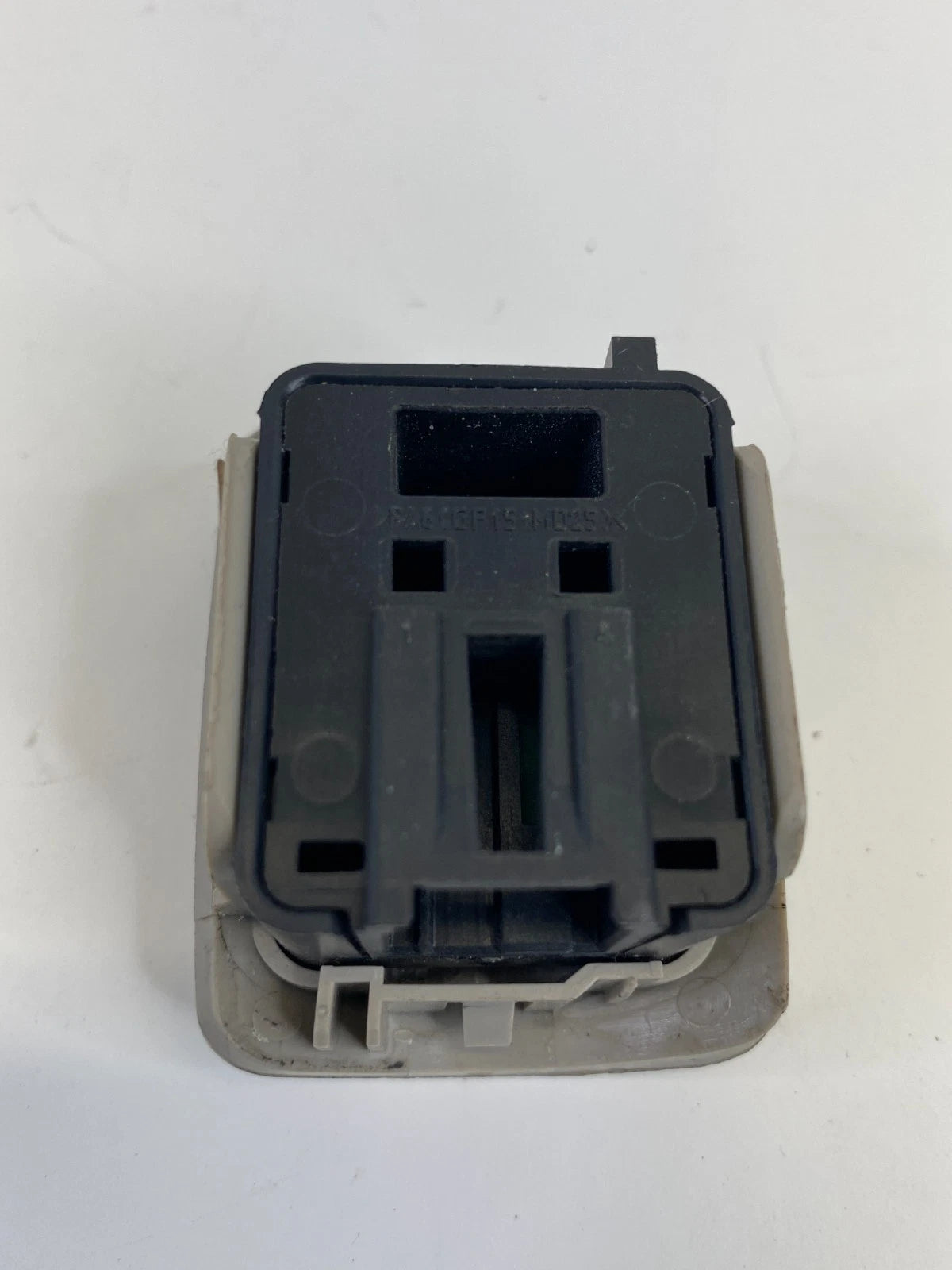 11-16 CHRYSLER TOWN & COUNTRY REAR LEFT POWER SLIDING DOOR SWITCH 1ES33BD1AB OEM