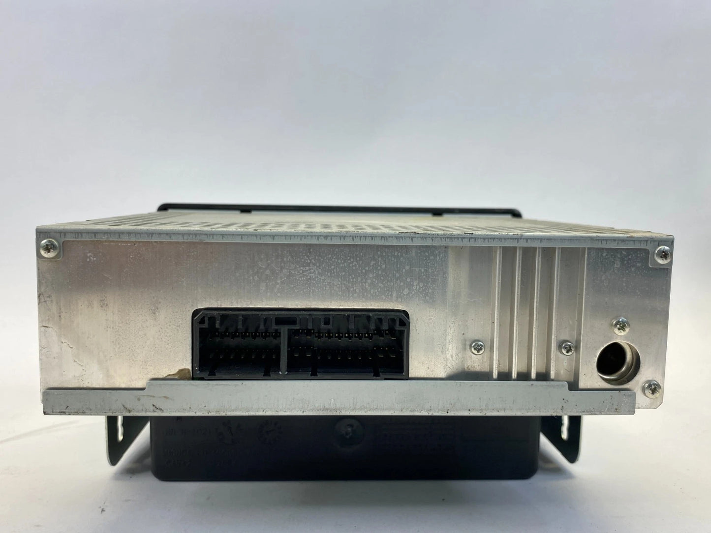 2007-2011 HONDA ELEMENT AM/FM RADIO RECEIVER CD DISC PLAYER UNIT OEM