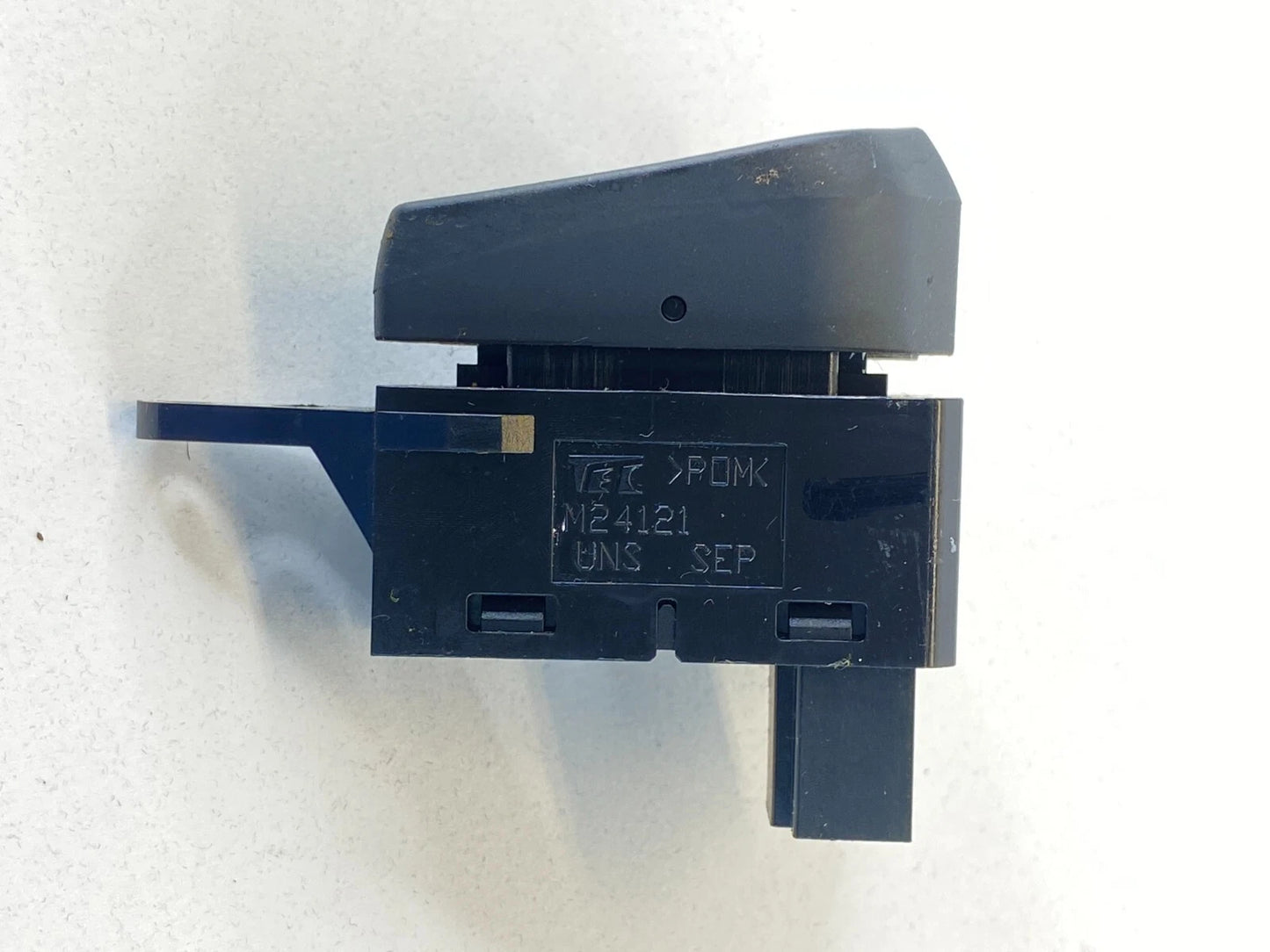 2004 2005 2006 ACURA TL DASH PANEL INFORMATION CONTROL SWITCH BUTTON M24122 OEM
