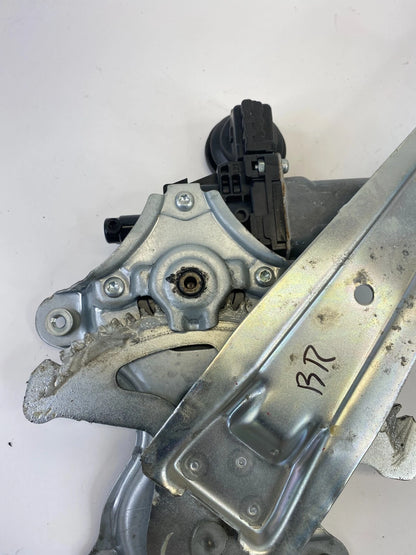 09-19 TOYOTA COROLLA REAR RIGHT SIDE WINDOW REGULATOR W/ MOTOR 85710-AE010 OEM