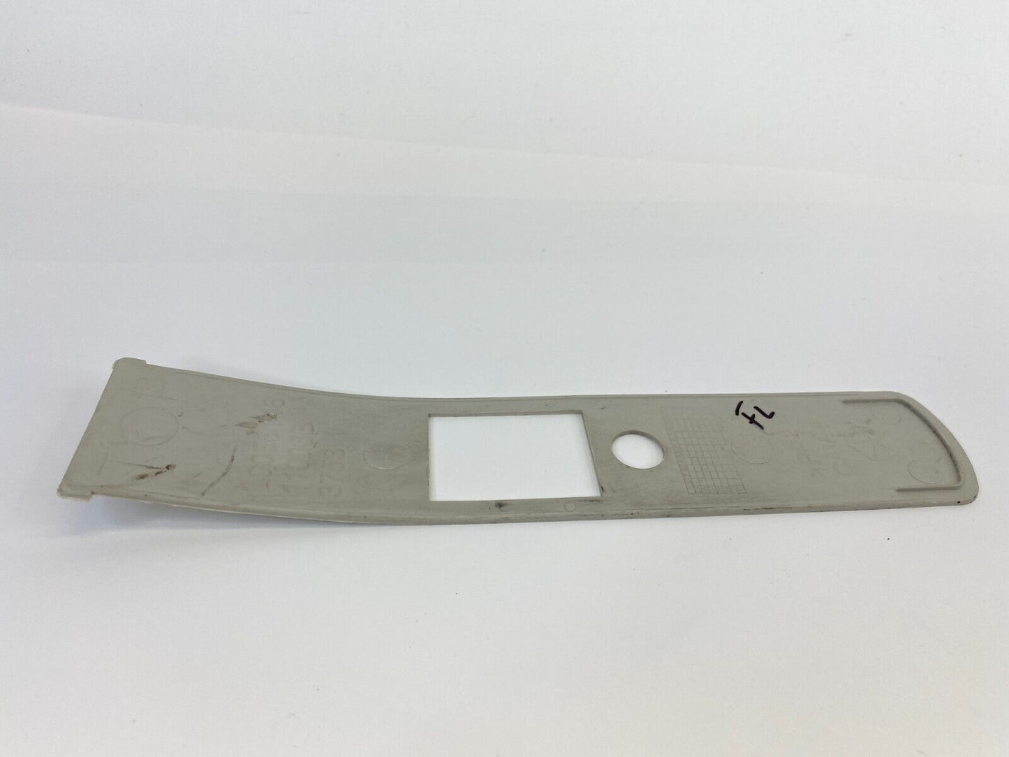 2007-2009 Dodge Caliber Center B Pillar Left Side Upper Cover Trim L0058146 OEM