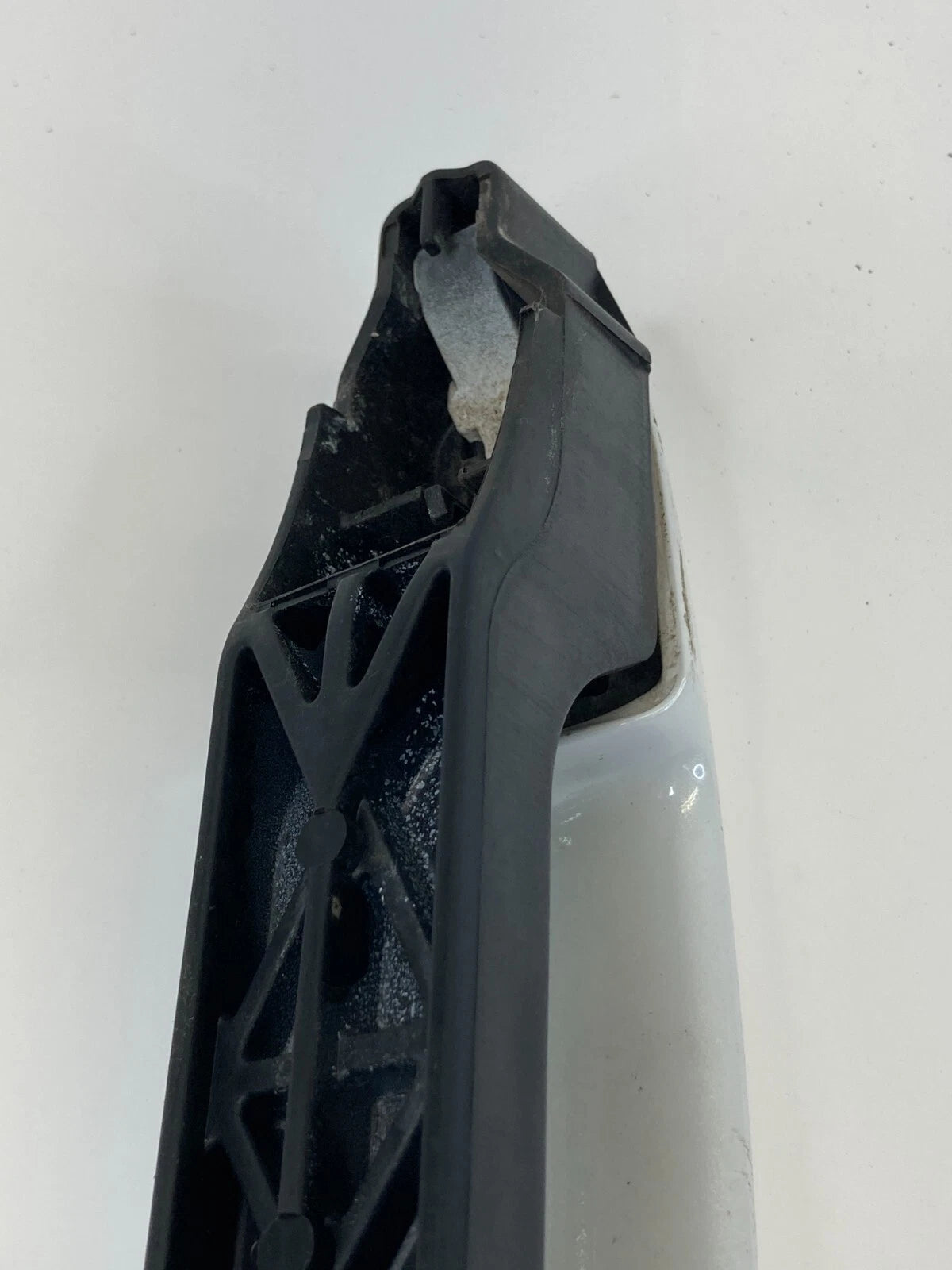 2001-2005 TOYOTA RAV4 2001-2007 HIGHLANDER REAR LEFT LH OUTSIDE DOOR HANDLE OEM