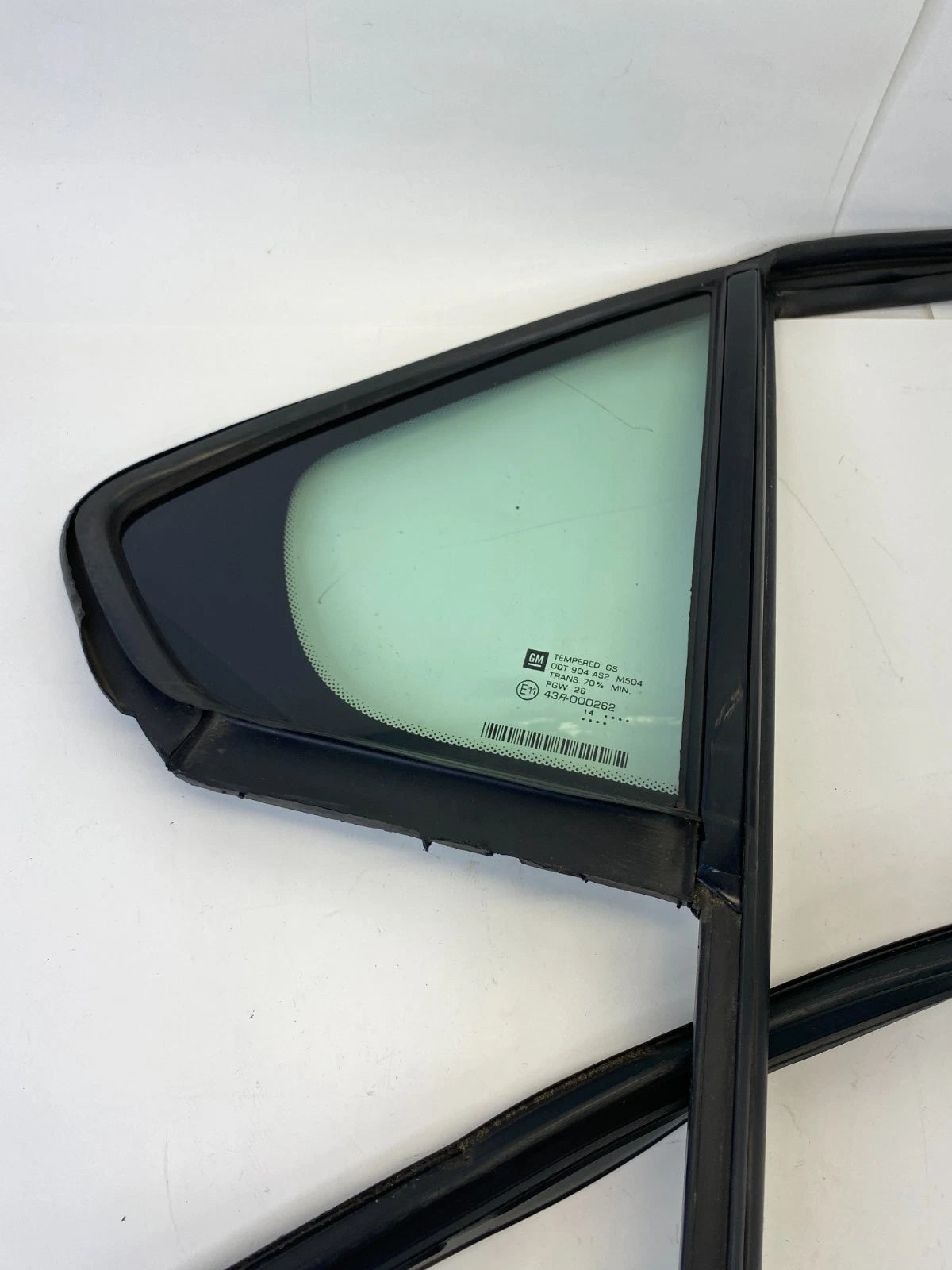 2010-2017 CHEVROLET EQUINOX REAR RIGHT DOOR VENT QUARTER WINDOW GLASS FIXED OEM