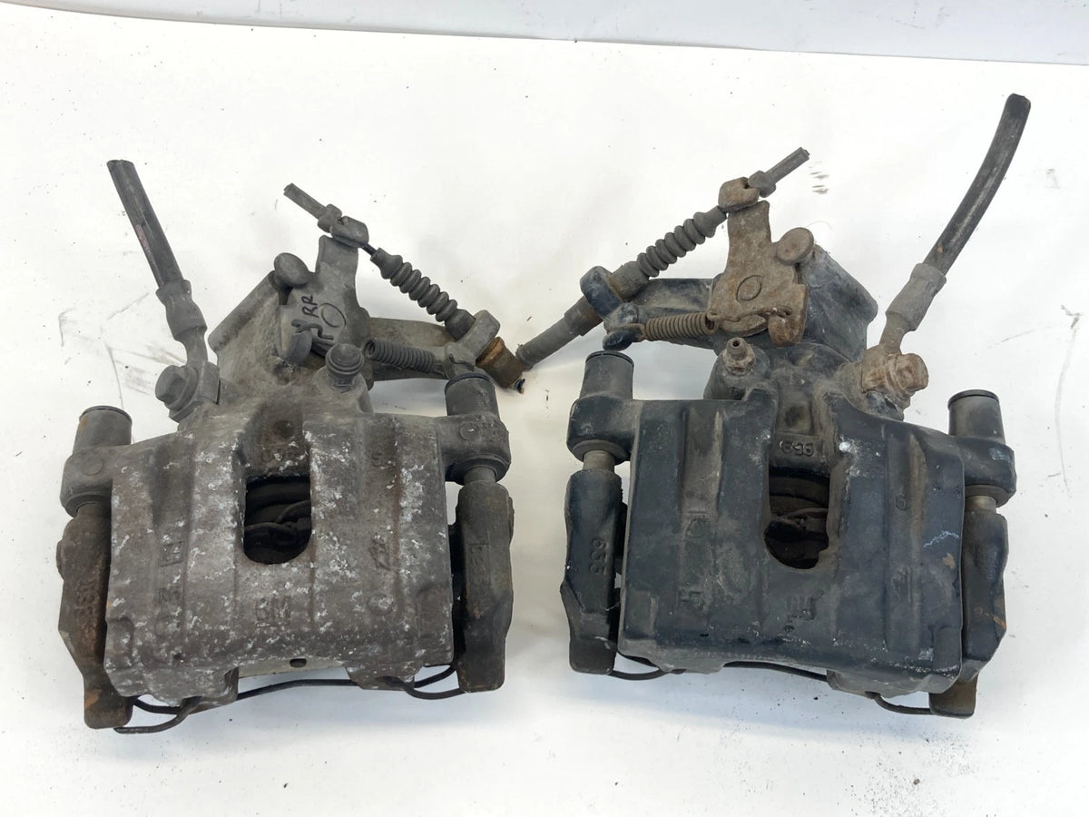 03-11 SAAB 9-3 2.0T REAR BRAKE CALIPERS PAIR LEFT RIGHT WITH HANDBRAKE MECHANISM