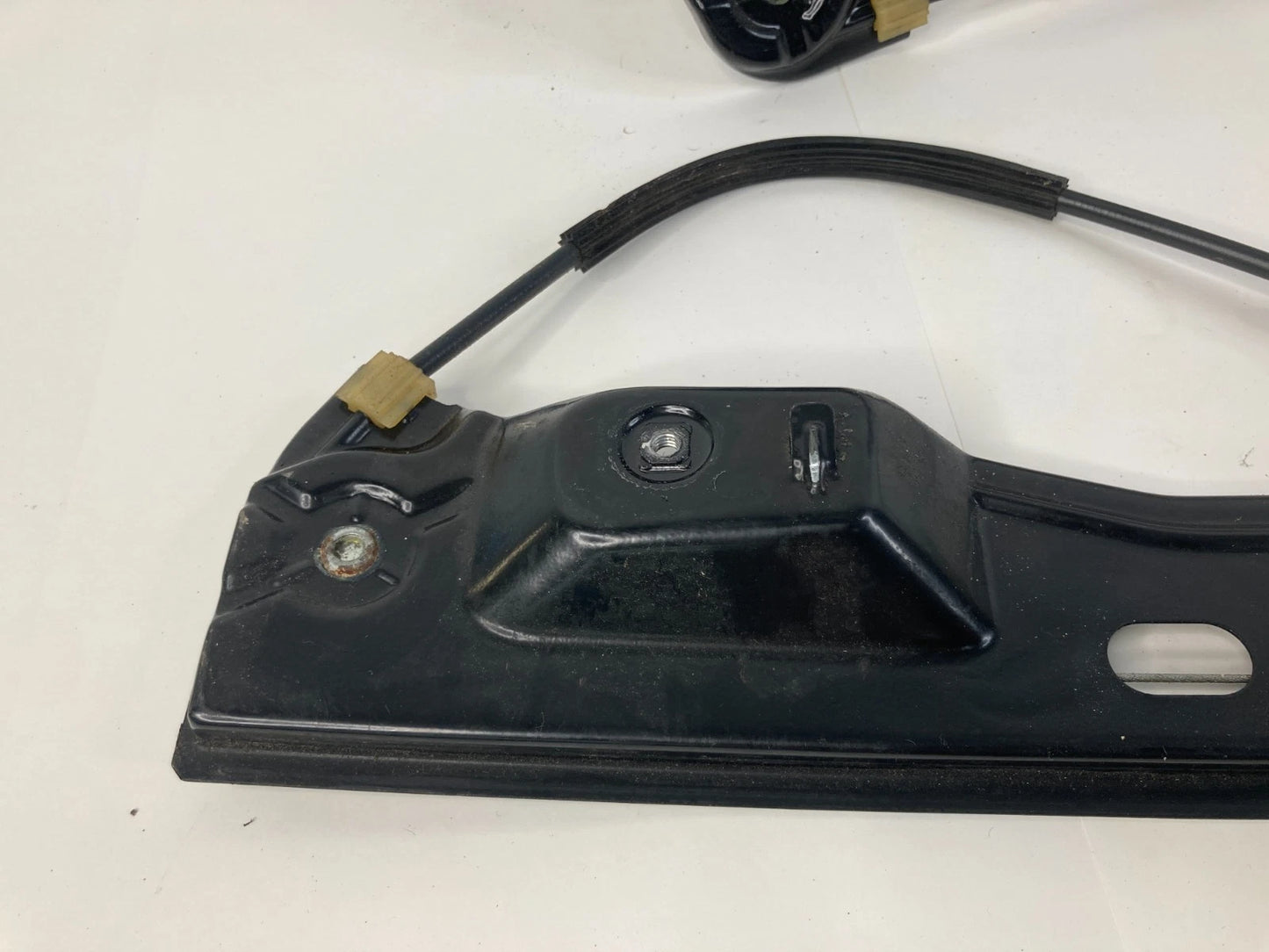 11-17 BUICK REGAL FRONT LEFT DOOR POWER WINDOW REGULATOR W/ MOTOR 20951581 OEM